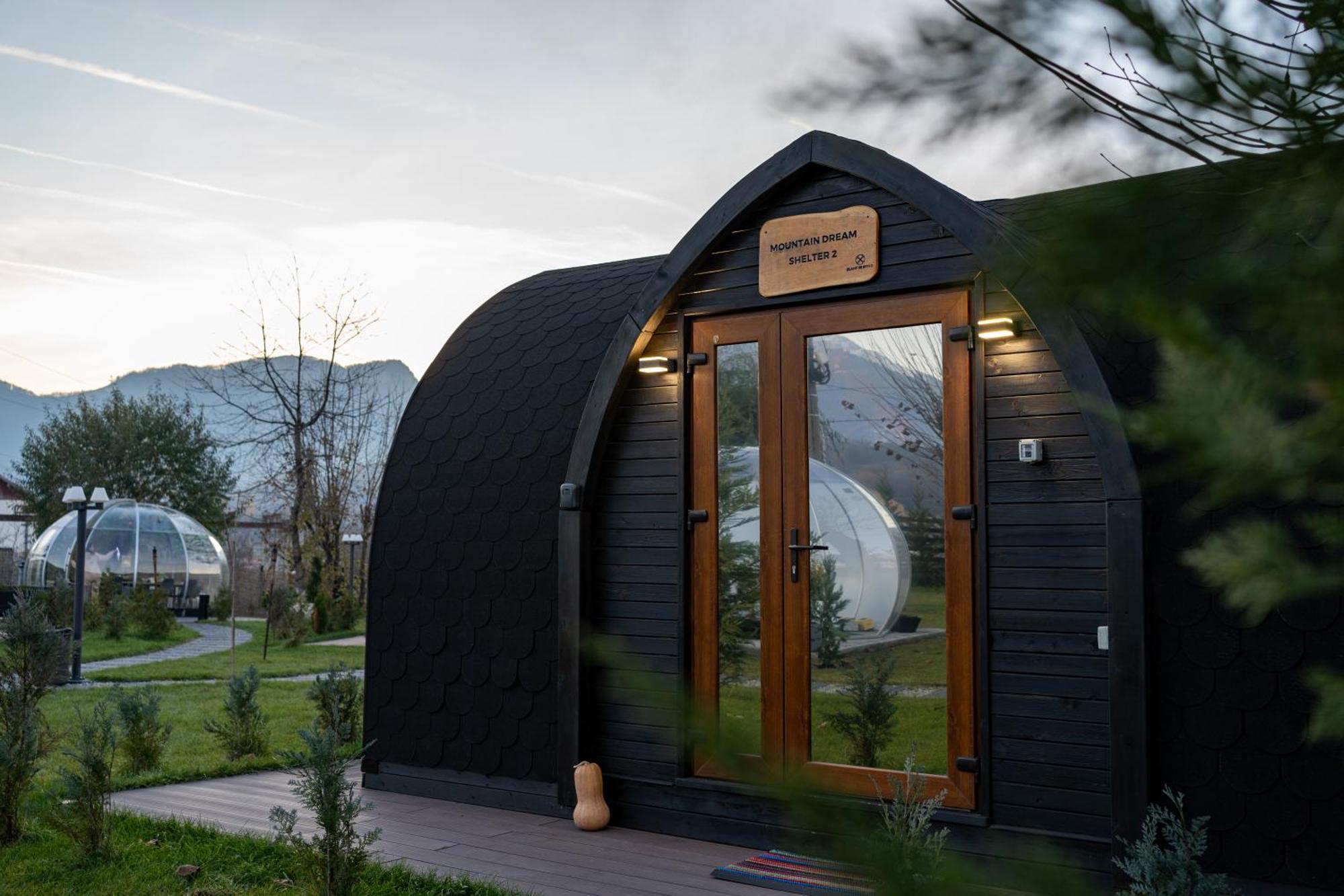Glamp In Style Pods Resort Bran  Dış mekan fotoğraf