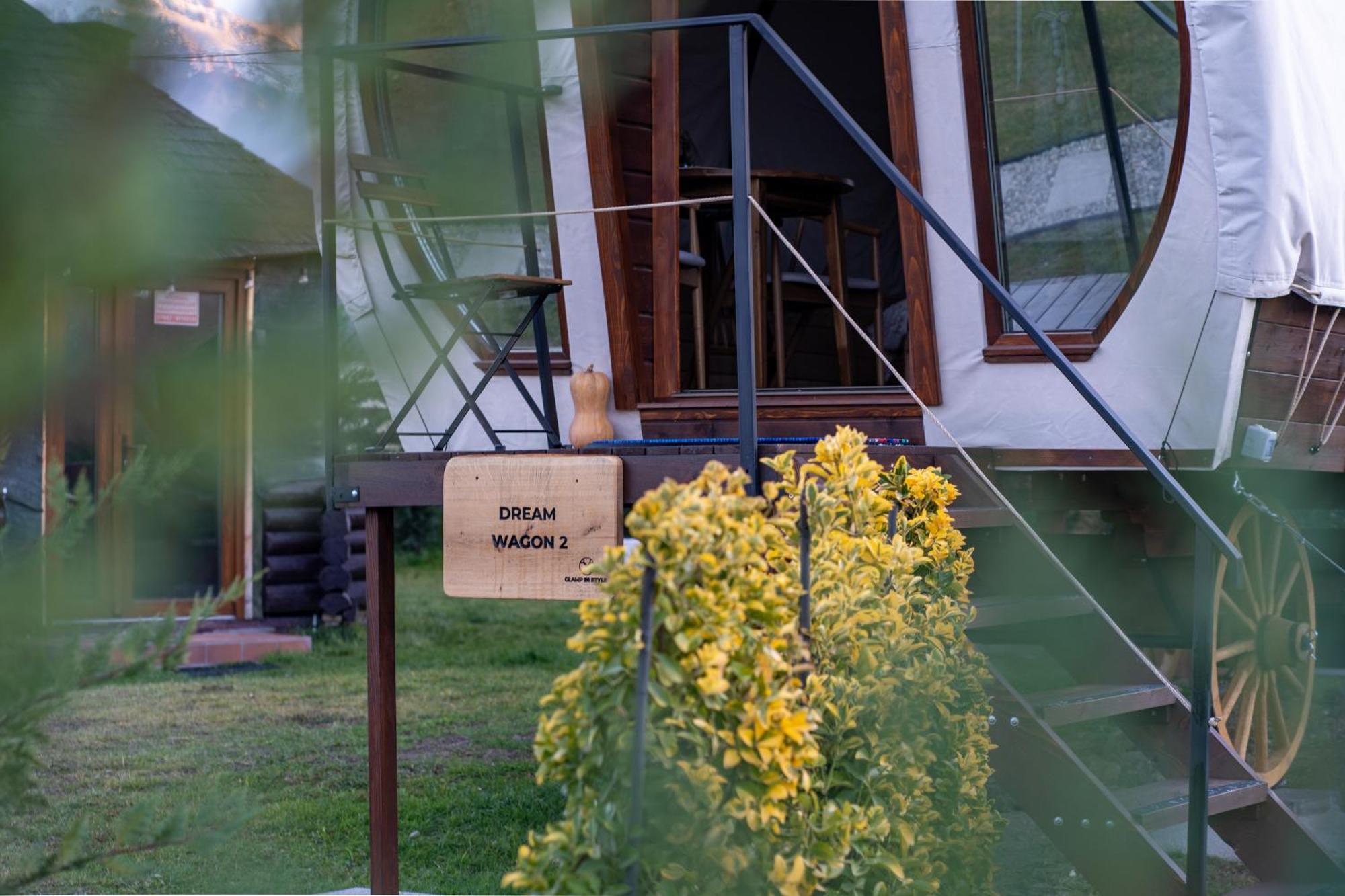 Glamp In Style Pods Resort Bran  Dış mekan fotoğraf